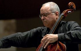 Antonio Meneses with the Athens State Orchestra